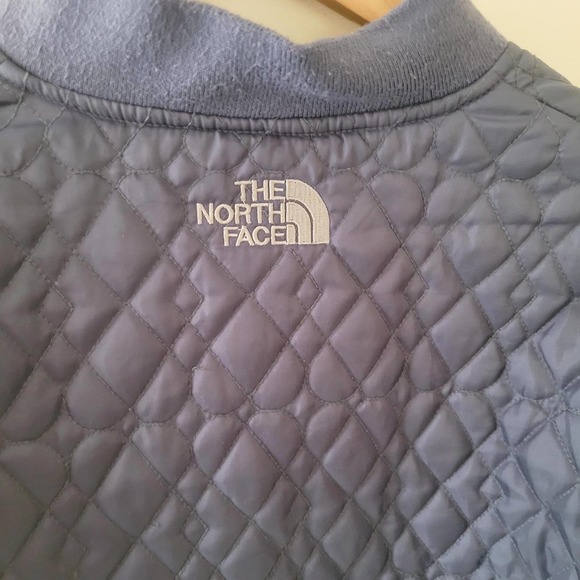 The North Face sz S Womens Blue Quilted Bomber Jacket *Flaws* - Picture 8 of 11